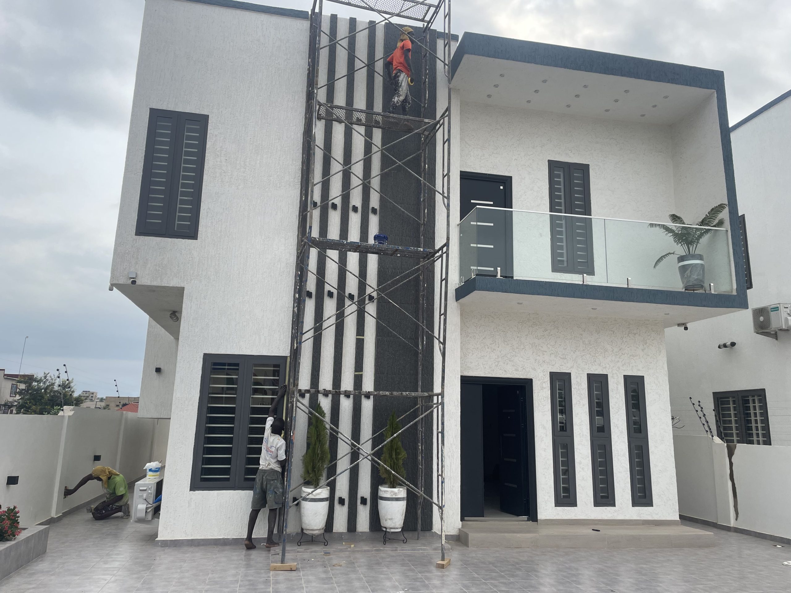 Beautiful 4-Bedroom House in Ogbojo, Accra